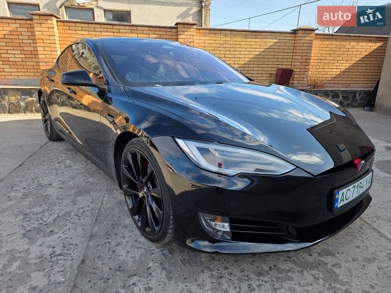 Ліфтбек Tesla Model S 2018 в Володимирі фото 3 Ліфтбек Tesla Model S 2018 в Володимирі