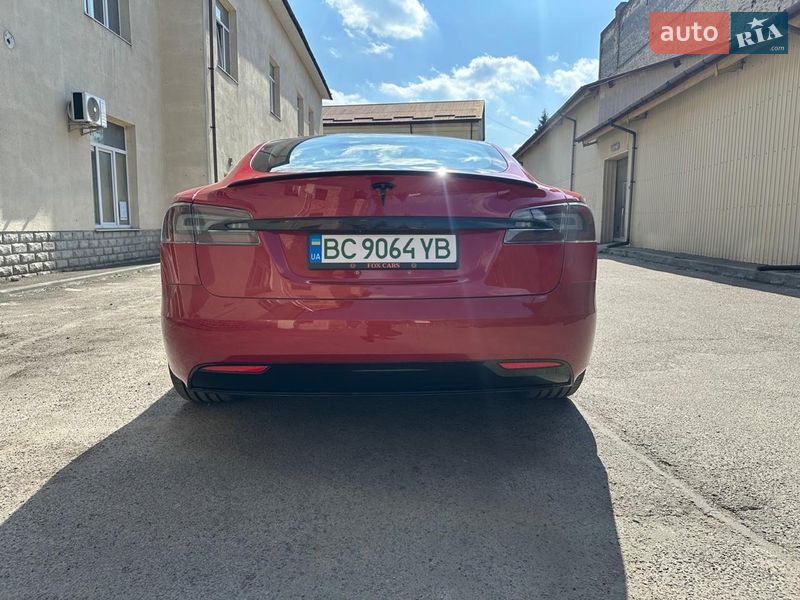 Ліфтбек Tesla Model S 2020 в Львові