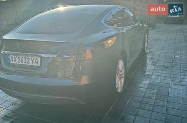 Лифтбек Tesla Model S 2015 в Мерефа