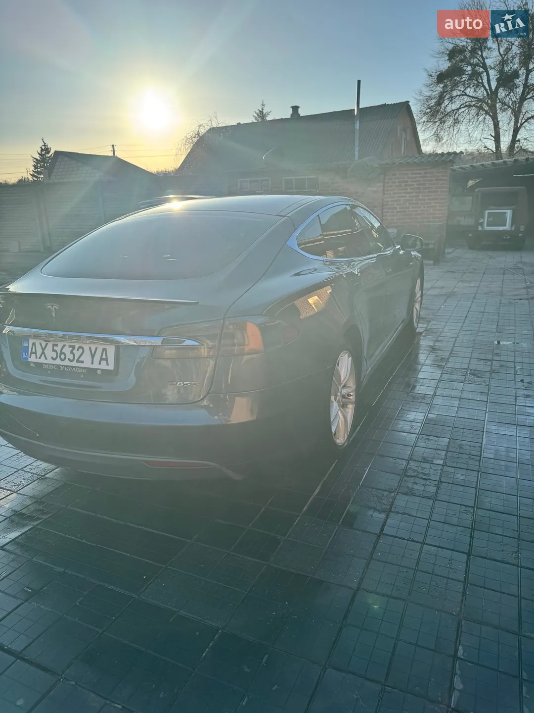 2015 Tesla Model S - мініатюра 5