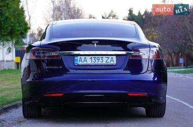 Ліфтбек Tesla Model S 2014 в Києві