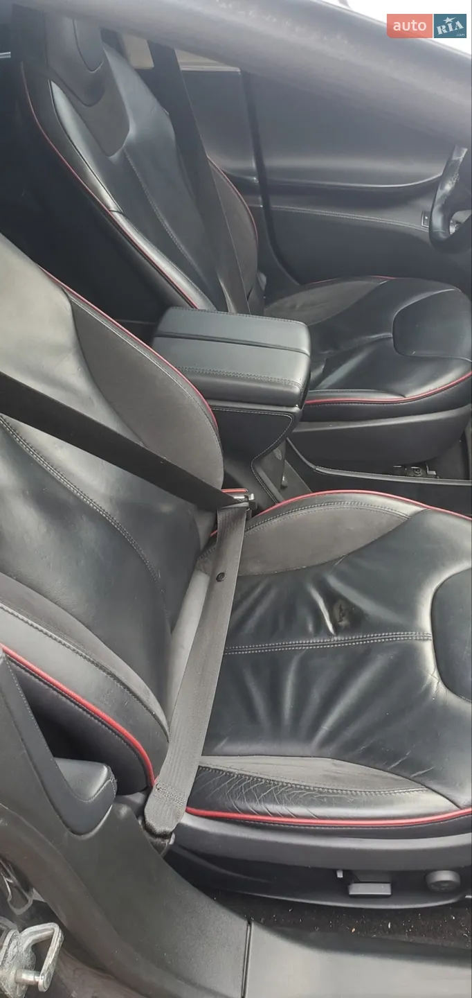 2014 Tesla Model S - мініатюра 23