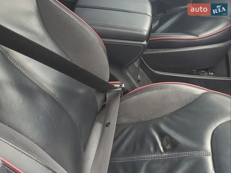 Лифтбек Tesla Model S 2014 в Виннице