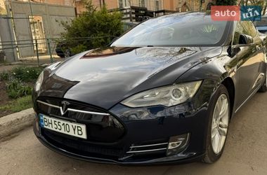 Ліфтбек Tesla Model S 2013 в Одесі