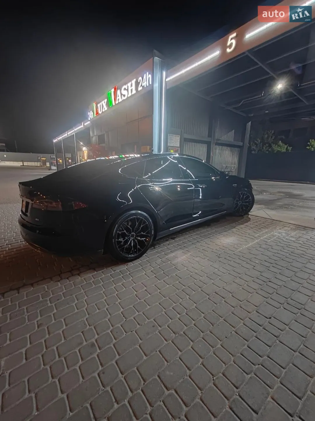2014 Tesla Model S - мініатюра 11