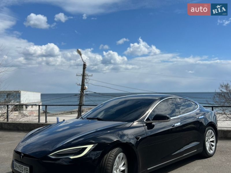 Ліфтбек Tesla Model S 2017 в Одесі фото 3 Ліфтбек Tesla Model S 2017 в Одесі