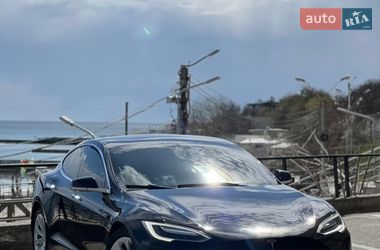 Ліфтбек Tesla Model S 2017 в Одесі фото 6 Ліфтбек Tesla Model S 2017 в Одесі