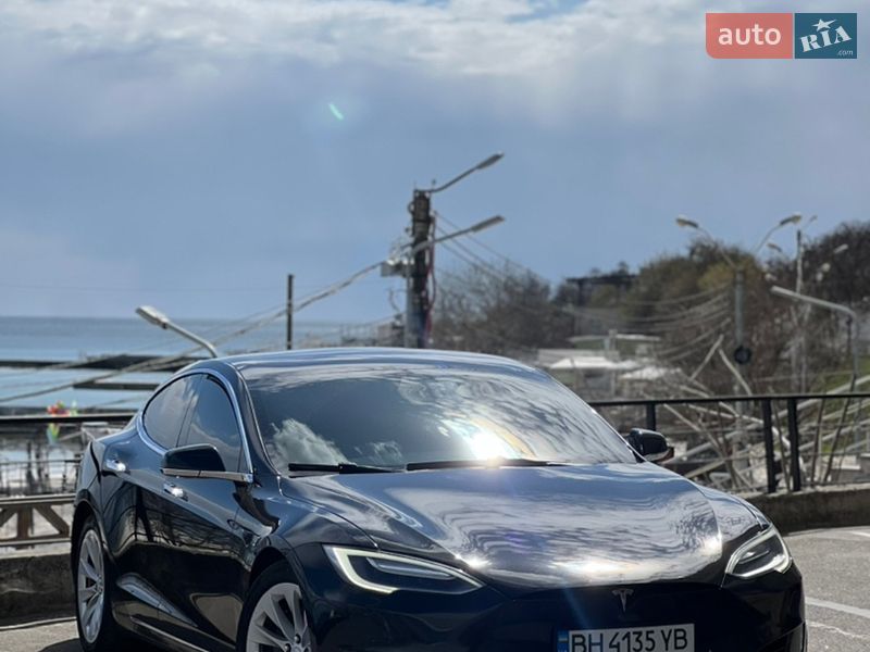 Ліфтбек Tesla Model S 2017 в Одесі фото 6 Ліфтбек Tesla Model S 2017 в Одесі