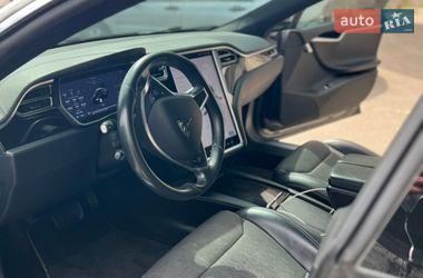 Ліфтбек Tesla Model S 2017 в Одесі