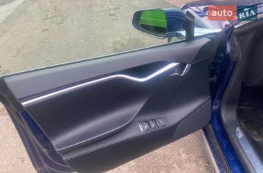 Ліфтбек Tesla Model S 2017 в Самборі фото 13 Ліфтбек Tesla Model S 2017 в Самборі