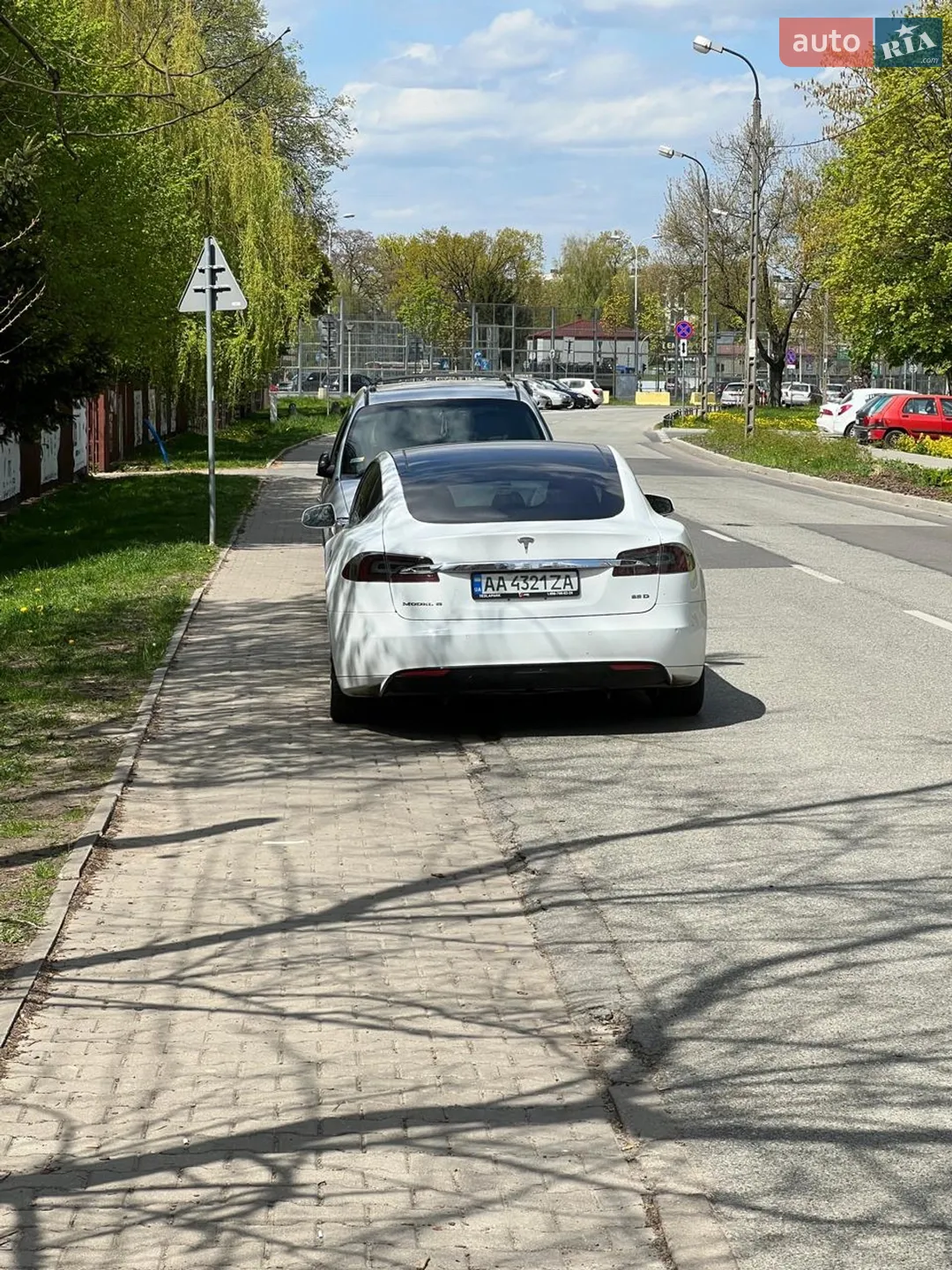 2015 Tesla Model S - мініатюра 7