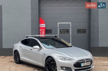 Лифтбек Tesla Model S 2013 в Киеве
