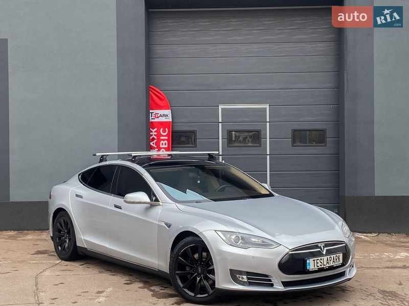 Tesla Model S 2013 Tesla Model S 2013