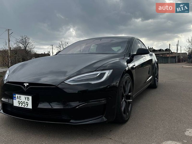 Лифтбек Tesla Model S 2021 в Кривом Роге