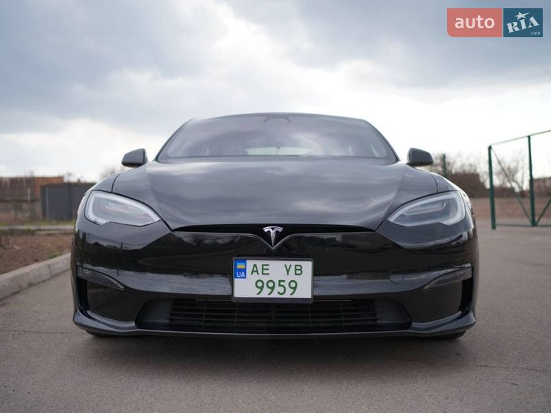 Лифтбек Tesla Model S 2021 в Кривом Роге