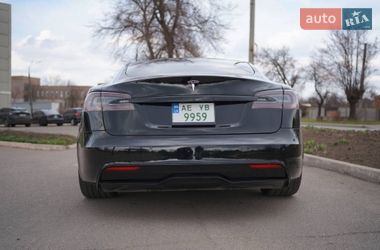 Лифтбек Tesla Model S 2021 в Кривом Роге