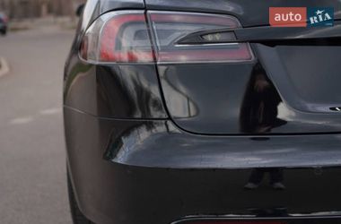 Лифтбек Tesla Model S 2021 в Кривом Роге