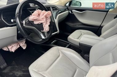 Лифтбек Tesla Model S 2016 в Львове фото 8 Лифтбек Tesla Model S 2016 в Львове
