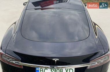 Ліфтбек Tesla Model S 2013 в Львові
