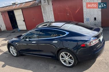 Ліфтбек Tesla Model S 2014 в Рівному