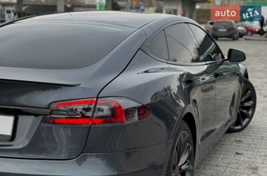 Лифтбек Tesla Model S 2019 в Днепре