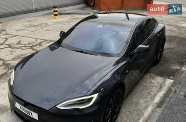Лифтбек Tesla Model S 2019 в Днепре