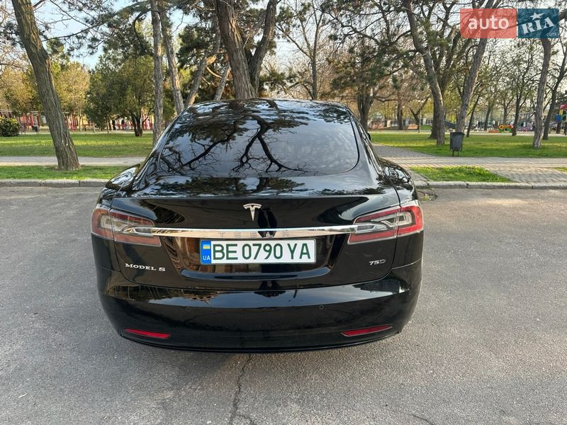 Лифтбек Tesla Model S 2018 в Николаеве