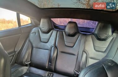 Ліфтбек Tesla Model S 2015 в Києві