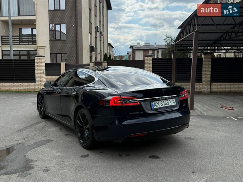 Лифтбек Tesla Model S 2013 в Харькове