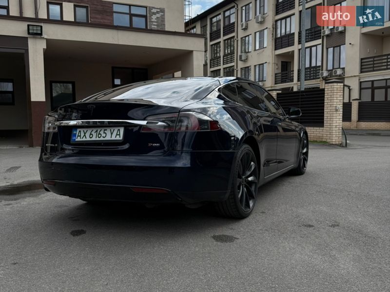 Лифтбек Tesla Model S 2013 в Харькове