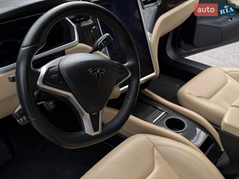 Лифтбек Tesla Model S 2013 в Харькове
