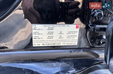 Лифтбек Tesla Model S 2016 в Киеве