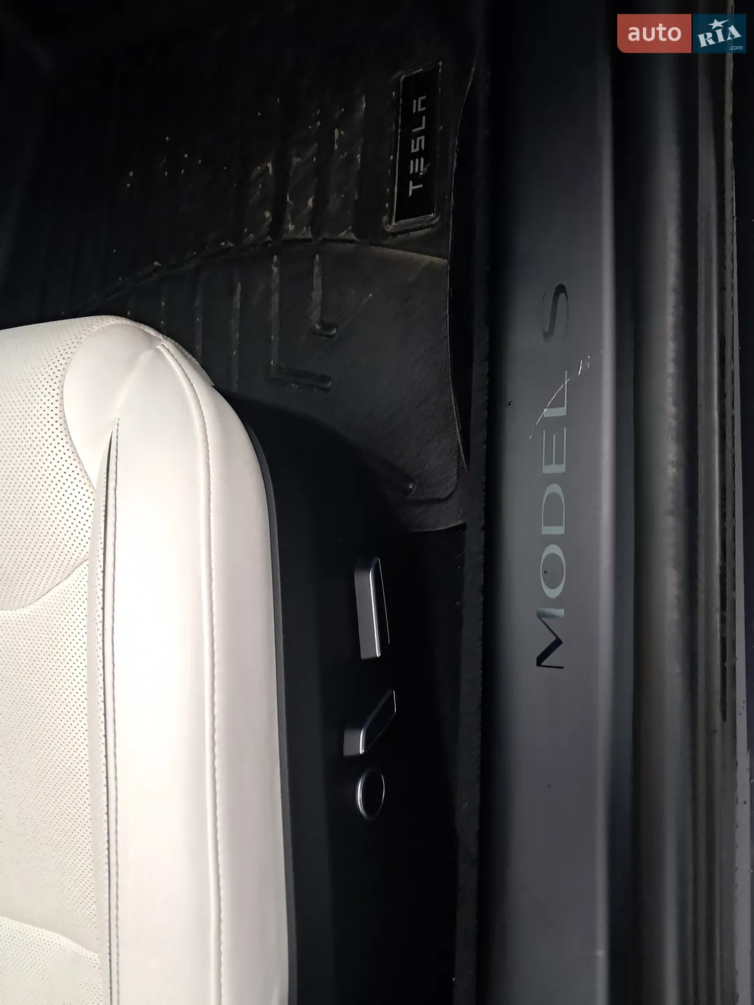 2021 Tesla Model S - мініатюра 82