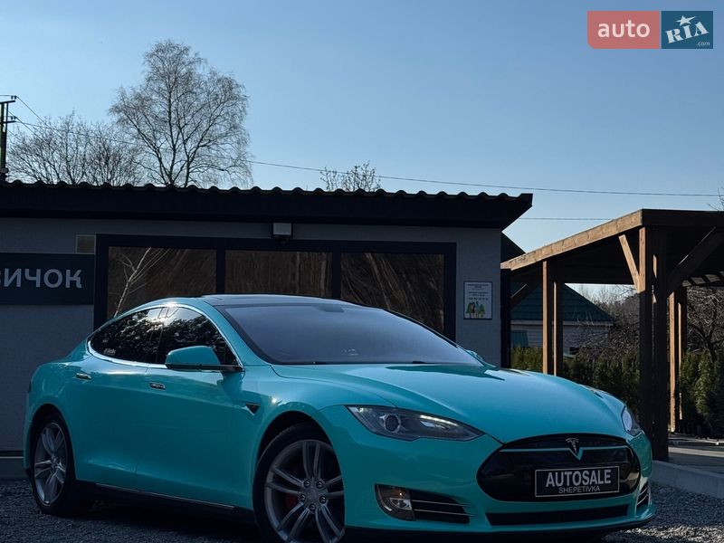 Лифтбек Tesla Model S 2013 в Шепетовке