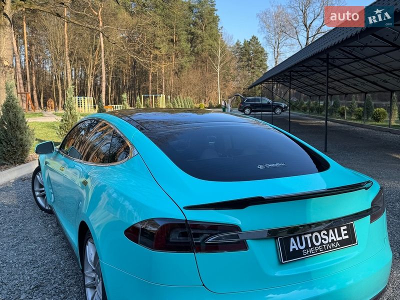 Лифтбек Tesla Model S 2013 в Шепетовке
