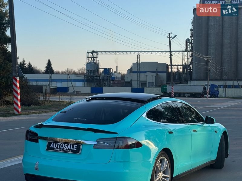 Лифтбек Tesla Model S 2013 в Шепетовке