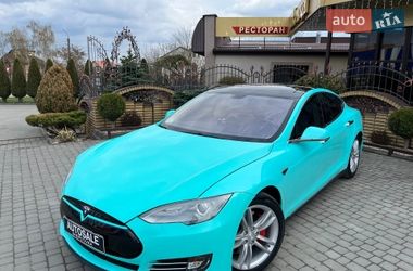 Ліфтбек Tesla Model S 2013 в Шепетівці