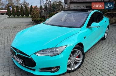 Лифтбек Tesla Model S 2013 в Шепетовке