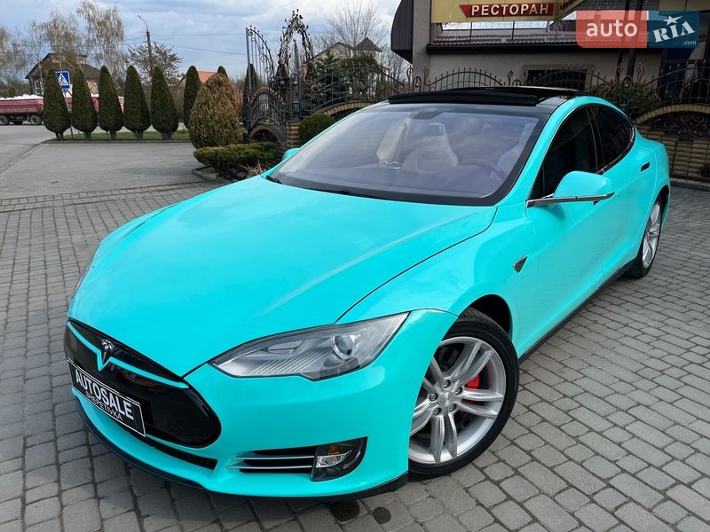 Лифтбек Tesla Model S 2013 в Шепетовке
