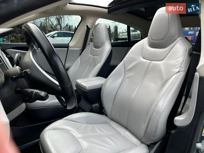 Лифтбек Tesla Model S 2013 в Шепетовке