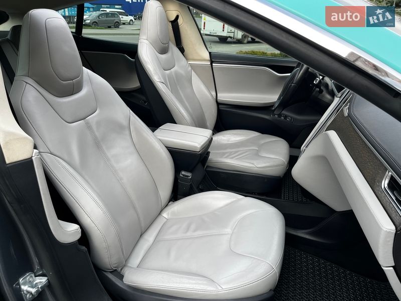 Лифтбек Tesla Model S 2013 в Шепетовке