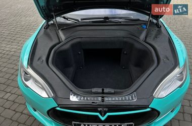 Лифтбек Tesla Model S 2013 в Шепетовке