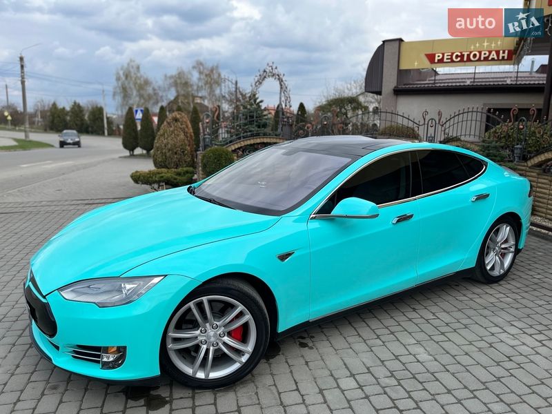 Лифтбек Tesla Model S 2013 в Шепетовке