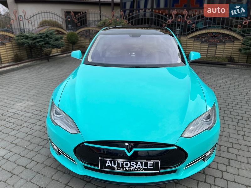 Лифтбек Tesla Model S 2013 в Шепетовке