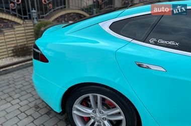 Ліфтбек Tesla Model S 2013 в Шепетівці