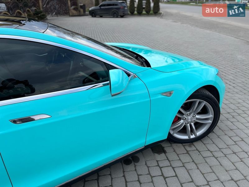 Лифтбек Tesla Model S 2013 в Шепетовке
