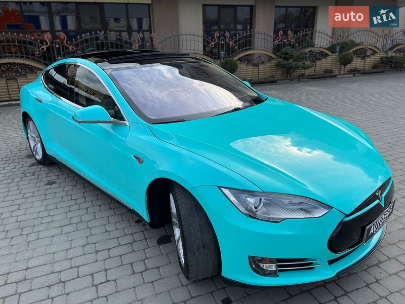 Лифтбек Tesla Model S 2013 в Шепетовке