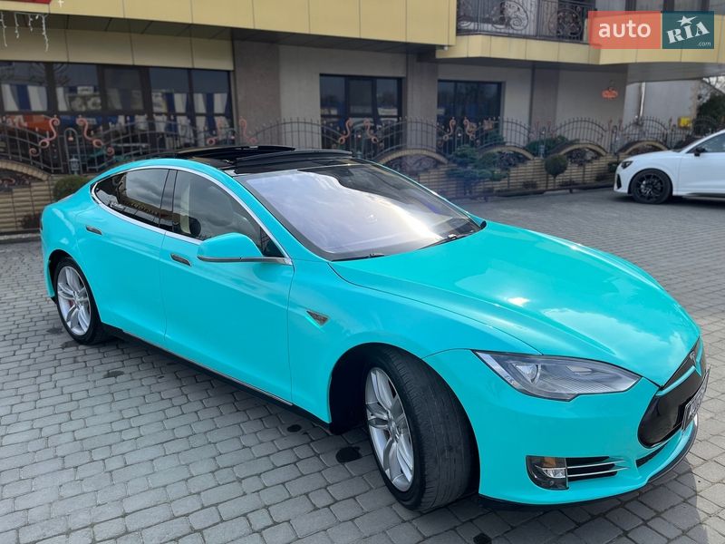 Лифтбек Tesla Model S 2013 в Шепетовке