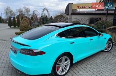 Ліфтбек Tesla Model S 2013 в Шепетівці