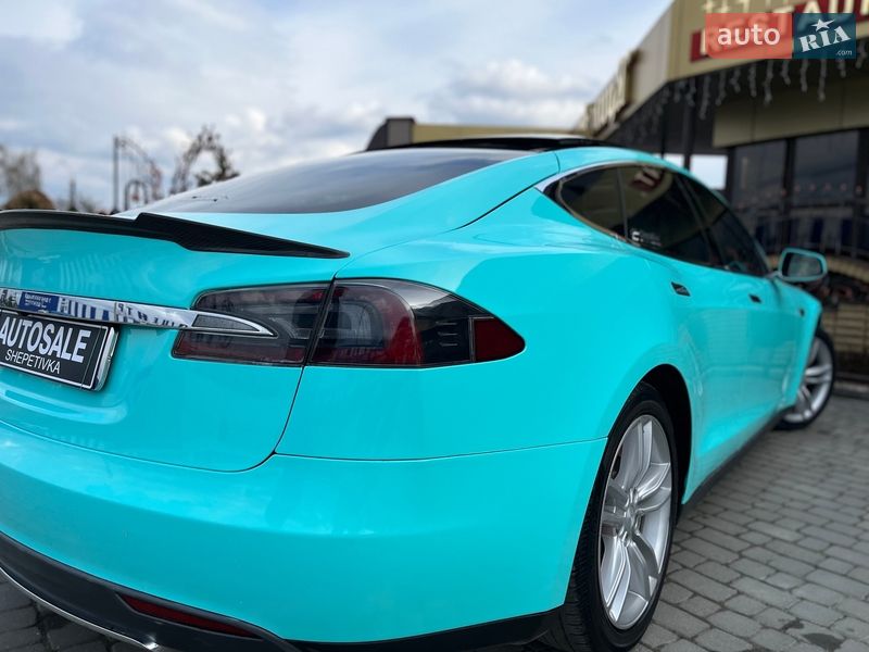 Лифтбек Tesla Model S 2013 в Шепетовке